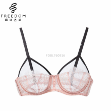 Moda sexy nuevo diseño con aros ligeramente forrado neta de encaje transparente modelo de tiras sujetador de media copa